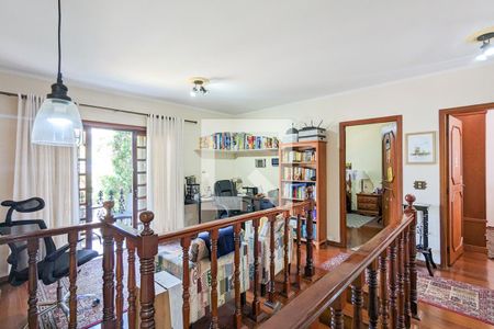 Casa à venda com 447m², 4 quartos e 2 vagas Casa à venda com 447m², 4 quartos e 2 vagasSala íntima