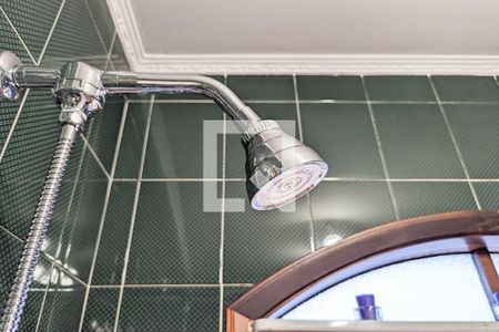 Casa à venda com 447m², 4 quartos e 2 vagas Casa à venda com 447m², 4 quartos e 2 vagasBanheiro da suíte