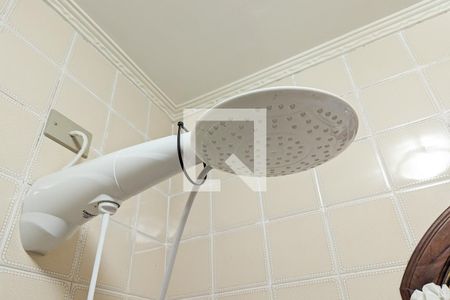 Casa à venda com 447m², 4 quartos e 2 vagas Casa à venda com 447m², 4 quartos e 2 vagasBanheiro de serviço