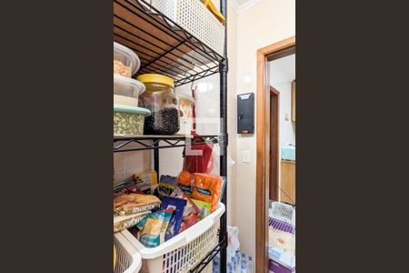 Casa à venda com 447m², 4 quartos e 2 vagas Casa à venda com 447m², 4 quartos e 2 vagasDespensa