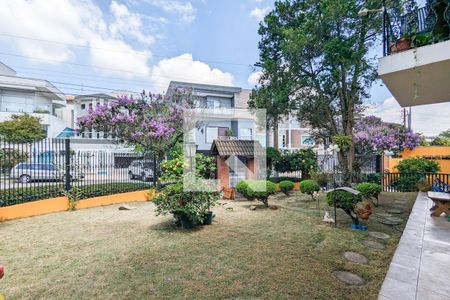 Casa à venda com 447m², 4 quartos e 2 vagas Casa à venda com 447m², 4 quartos e 2 vagasJardim