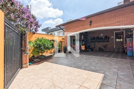 Casa à venda com 447m², 4 quartos e 2 vagas Casa à venda com 447m², 4 quartos e 2 vagasGaragem