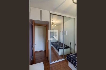 Apartamento à venda com 100m², 3 quartos e 2 vagasQuarto 2