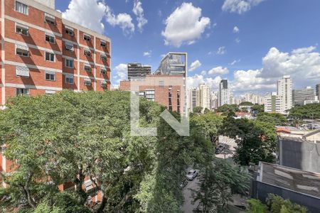 Studio à venda com 42m², 1 quarto e 1 vaga Studio à venda com 42m², 1 quarto e 1 vagaVista