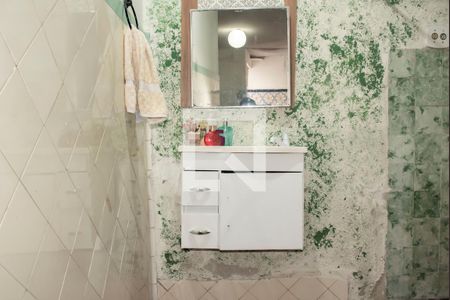 Casa de condomínio à venda com 200m², 3 quartos e 2 vagasCasa 2 - Banheiro