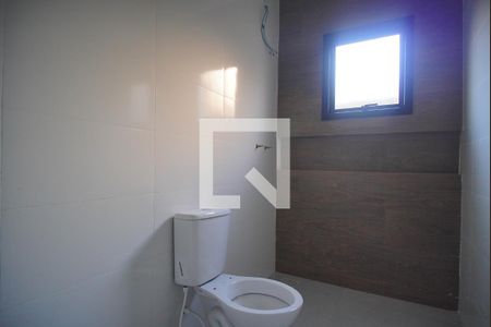 Casa à venda com 104m², 2 quartos e 1 vaga Casa à venda com 104m², 2 quartos e 1 vagaBanheiro
