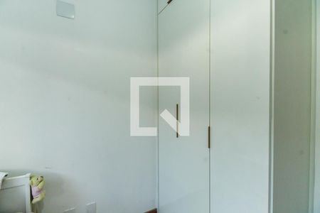 Apartamento à venda com 83m², 2 quartos e 1 vagaQuarto 2