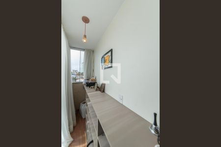 Apartamento à venda com 57m², 2 quartos e 1 vaga Apartamento à venda com 57m², 2 quartos e 1 vagaSuíte