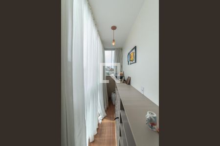 Apartamento à venda com 57m², 2 quartos e 1 vaga Apartamento à venda com 57m², 2 quartos e 1 vagaSuíte