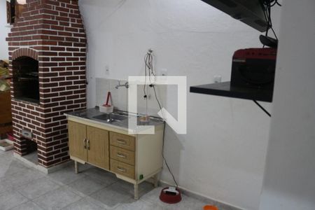 Casa à venda com 112m², 2 quartos e 2 vagasQuintal