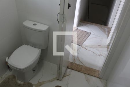 Casa à venda com 112m², 2 quartos e 2 vagasBanheiro 1