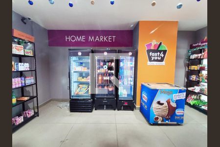 Apartamento à venda com 230m², 4 quartos e 2 vagas Apartamento à venda com 230m², 4 quartos e 2 vagasMercadinho