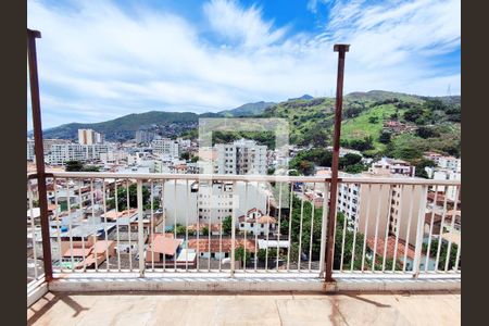 Apartamento à venda com 230m², 4 quartos e 2 vagas Apartamento à venda com 230m², 4 quartos e 2 vagasVista da Cobertura