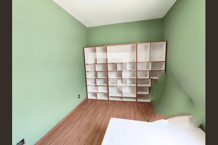 Apartamento à venda com 230m², 4 quartos e 2 vagas Apartamento à venda com 230m², 4 quartos e 2 vagasSuite 2