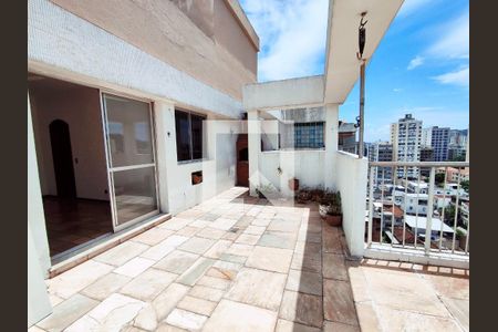 Apartamento à venda com 230m², 4 quartos e 2 vagas Apartamento à venda com 230m², 4 quartos e 2 vagasÁrea externa