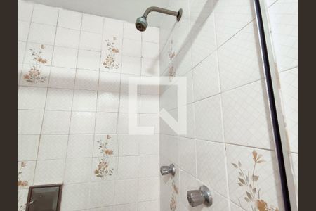 Apartamento à venda com 230m², 4 quartos e 2 vagas Apartamento à venda com 230m², 4 quartos e 2 vagasBanheiro Suite 2