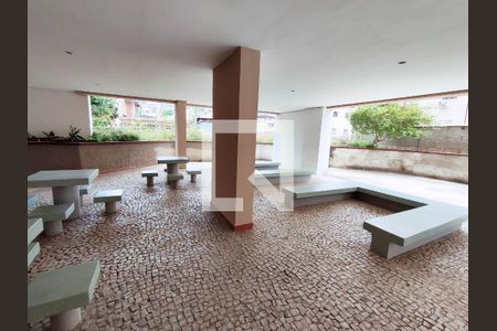 Apartamento à venda com 230m², 4 quartos e 2 vagas Apartamento à venda com 230m², 4 quartos e 2 vagasÁrea comum