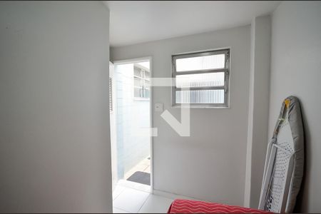 Casa à venda com 242m², 3 quartos e 3 vagas Casa à venda com 242m², 3 quartos e 3 vagasQuarto de Serviço