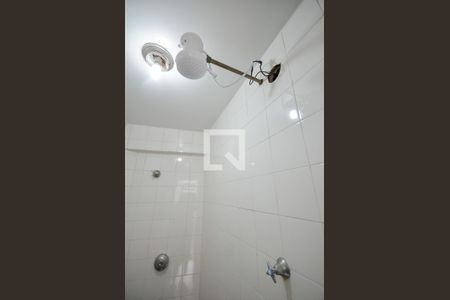 Casa à venda com 242m², 3 quartos e 3 vagas Casa à venda com 242m², 3 quartos e 3 vagasBanheiro de Serviço