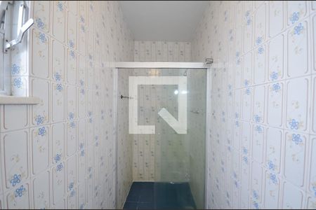 Casa à venda com 242m², 3 quartos e 3 vagas Casa à venda com 242m², 3 quartos e 3 vagasBanheiro Social