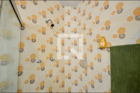 Casa à venda com 242m², 3 quartos e 3 vagas Casa à venda com 242m², 3 quartos e 3 vagasBanheiro da Suíte