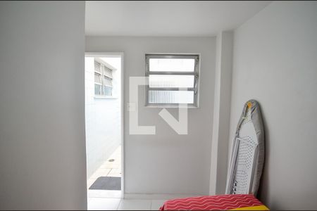 Casa à venda com 242m², 3 quartos e 3 vagas Casa à venda com 242m², 3 quartos e 3 vagasQuarto de Serviço