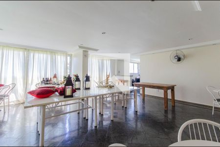 Apartamento à venda com 60m², 2 quartos e 1 vaga Apartamento à venda com 60m², 2 quartos e 1 vagaÁrea comum - Salão de festas