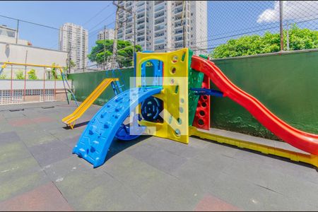 Apartamento à venda com 60m², 2 quartos e 1 vaga Apartamento à venda com 60m², 2 quartos e 1 vagaÁrea comum - Playground