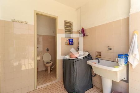 Casa à venda com 250m², 4 quartos e 4 vagas Casa à venda com 250m², 4 quartos e 4 vagasÁrea de Serviço