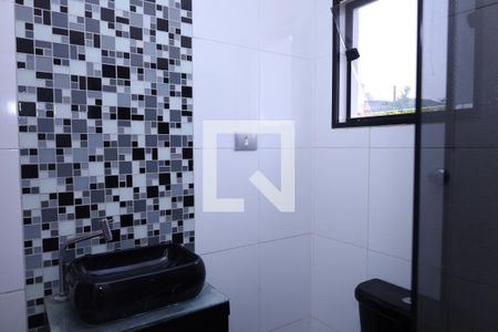 Casa à venda com 213m², 3 quartos e 2 vagasBanheiro 2