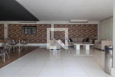 Apartamento à venda com 175m², 3 quartos e 3 vagasÁrea comum - Salão de festas