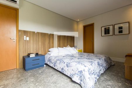 Apartamento à venda com 175m², 3 quartos e 3 vagasSuíte 1