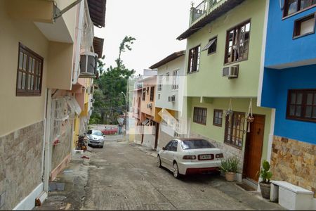 Casa de condomínio à venda com 90m², 2 quartos e 1 vaga Casa de condomínio à venda com 90m², 2 quartos e 1 vagaÁrea comum