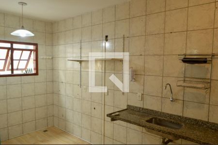 Casa de condomínio à venda com 90m², 2 quartos e 1 vaga Casa de condomínio à venda com 90m², 2 quartos e 1 vagaCozinha