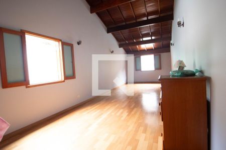 Casa à venda com 329m², 5 quartos e 3 vagasQuarto 5