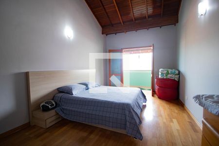 Casa à venda com 329m², 5 quartos e 3 vagasQuarto 4
