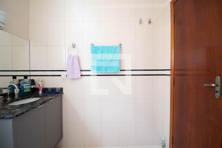 Casa à venda com 329m², 5 quartos e 3 vagasBanheiro 2
