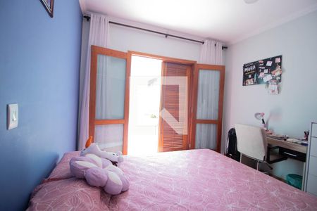 Casa à venda com 329m², 5 quartos e 3 vagasQuarto 3