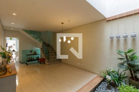 Casa à venda com 210m², 3 quartos e 3 vagas Casa à venda com 210m², 3 quartos e 3 vagasSala de Jantar