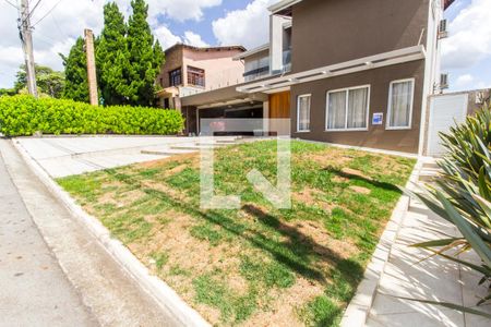 Casa de condomínio à venda com 554m², 4 quartos e 4 vagas Casa de condomínio à venda com 554m², 4 quartos e 4 vagasGaragem