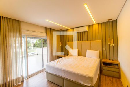 Casa de condomínio à venda com 554m², 4 quartos e 4 vagas Casa de condomínio à venda com 554m², 4 quartos e 4 vagasSuíte 1