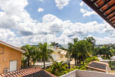 Casa de condomínio à venda com 554m², 4 quartos e 4 vagas Casa de condomínio à venda com 554m², 4 quartos e 4 vagasVista da Suíte 3