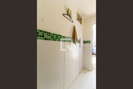 Casa de condomínio à venda com 554m², 4 quartos e 4 vagas Casa de condomínio à venda com 554m², 4 quartos e 4 vagasLavabo