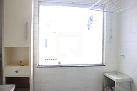 Apartamento à venda com 77m², 3 quartos e 1 vagaÁrea de serviço/Lavanderia