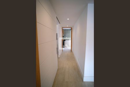 Apartamento à venda com 138m², 3 quartos e 1 vagaCorredor