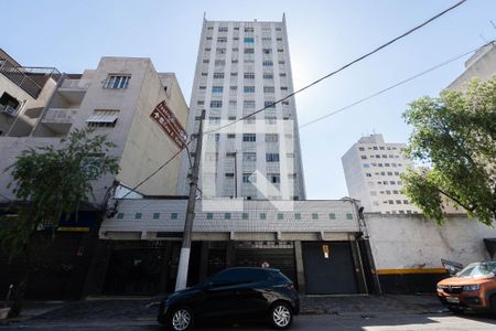 Apartamento à venda com 100m², 3 quartos e 1 vaga Apartamento à venda com 100m², 3 quartos e 1 vagaFachada