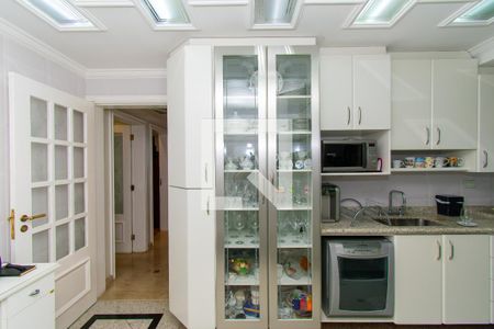 Apartamento à venda com 145m², 3 quartos e 3 vagas Apartamento à venda com 145m², 3 quartos e 3 vagasCozinha