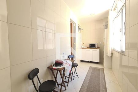 Apartamento à venda com 120m², 2 quartos e 1 vagaCopa
