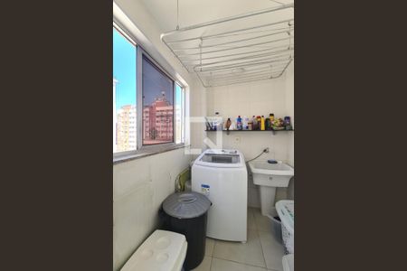 Apartamento à venda com 120m², 2 quartos e 1 vagaÁrea de Serviço
