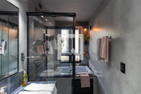 Casa à venda com 230m², 2 quartos e 2 vagas Casa à venda com 230m², 2 quartos e 2 vagasBanheiro do Quarto 1